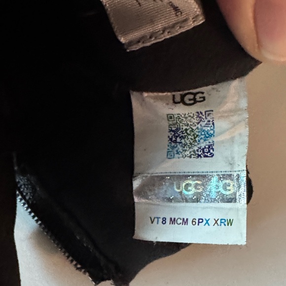 UGG Boy’s Emmett Duck Boot Snow - Picture 6 of 8